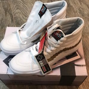 Vans x Nintendo sk8hi women’s 8.5 men’s 7